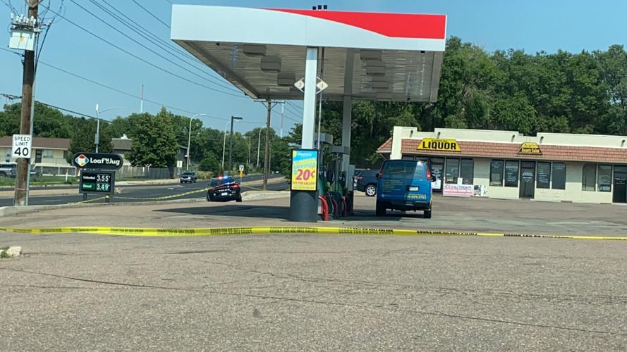 Shootout between rival groups reported at Colorado Springs convenience store