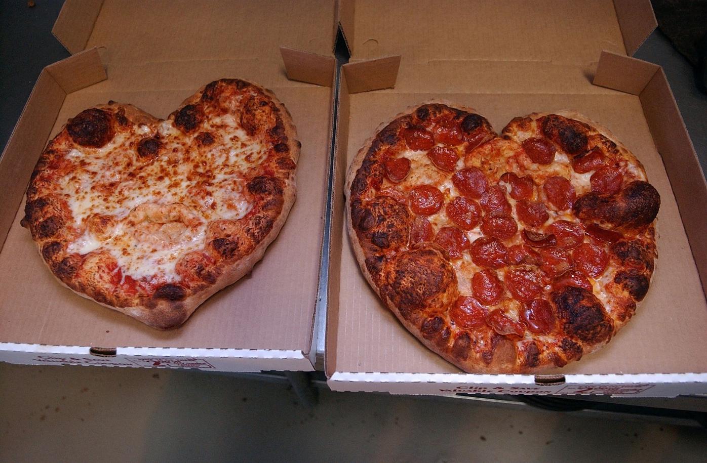 LOUIES PIZZA
