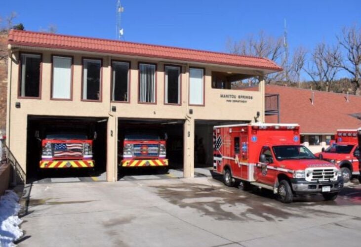 Manitou Springs, Crystal Park fire departments quickly contain small wildfire