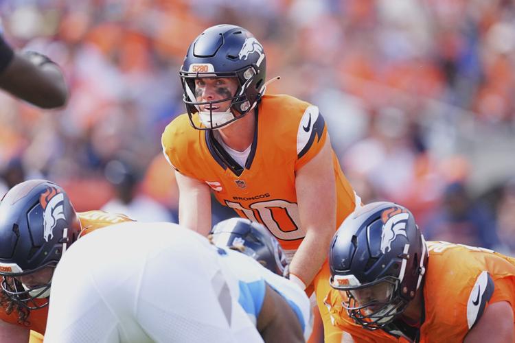 Titans Broncos Football