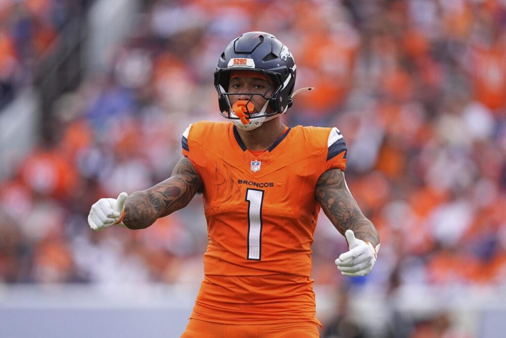 Titans Broncos Football